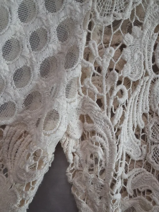 Sunday in Brooklyn Cream Crochet & Lace Long-Sleeve Blouse - Picture 3 of 10